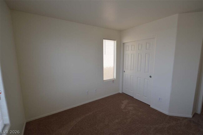Building Photo - 6670 Tulip Falls Dr