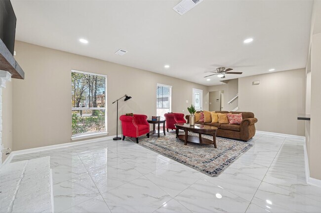 Building Photo - 23418 Briarcreek Blvd