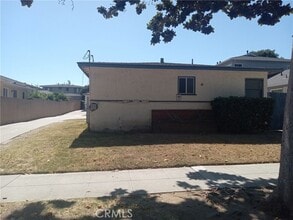 Building Photo - 713 S Almansor St