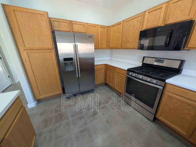 Building Photo - 7105 Casa Elena Dr NE