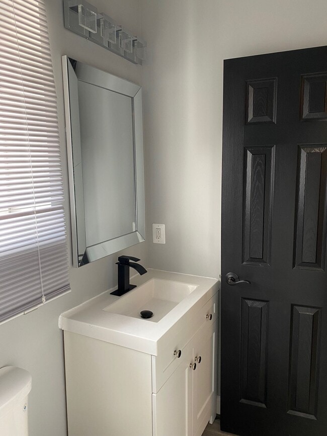 Building Photo - 2311 Anoka Ave