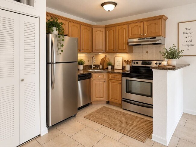 Building Photo - 4772 Walden Cir