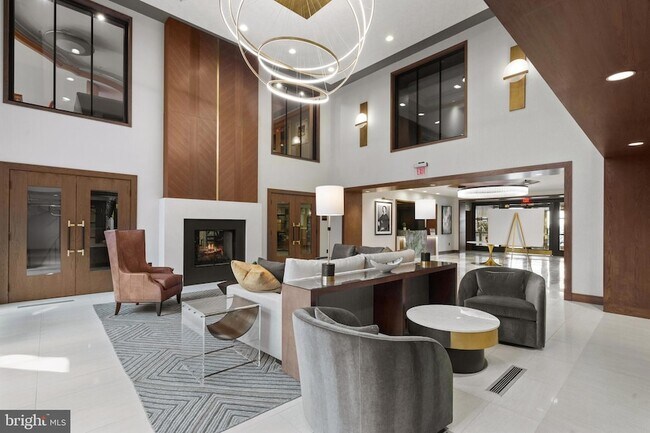 Building Photo - 616 E Street NW Unit 1007