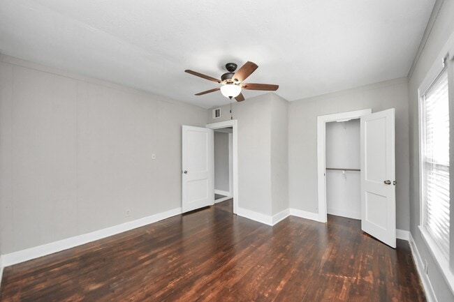 Building Photo - 2817 Truxillo St