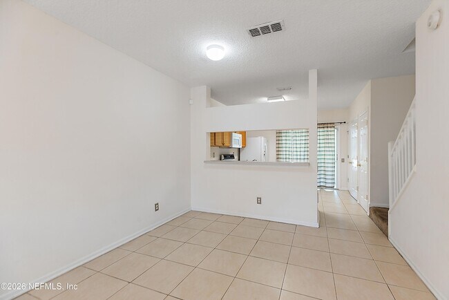 Building Photo - 12311 Kensington Lakes Dr