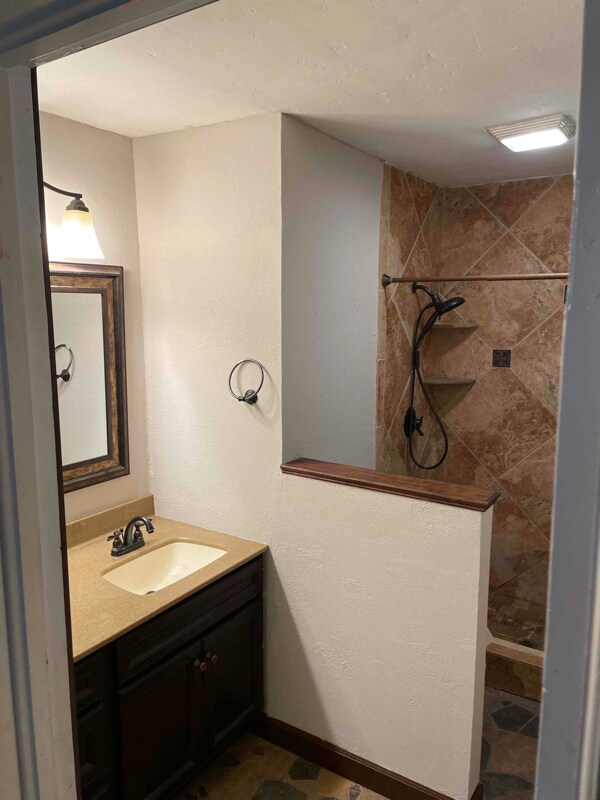 Building Photo - 101 E Haddock St