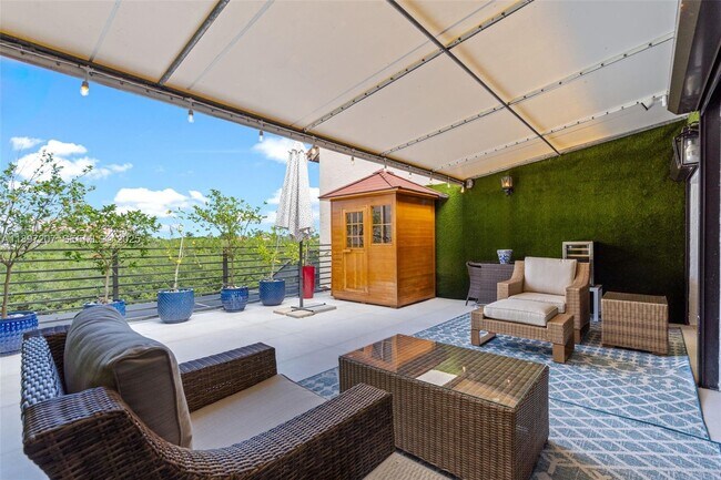 Building Photo - 6124 Paradise Point Dr