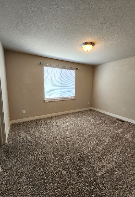 Building Photo - 3335 Apple Blossom Ln