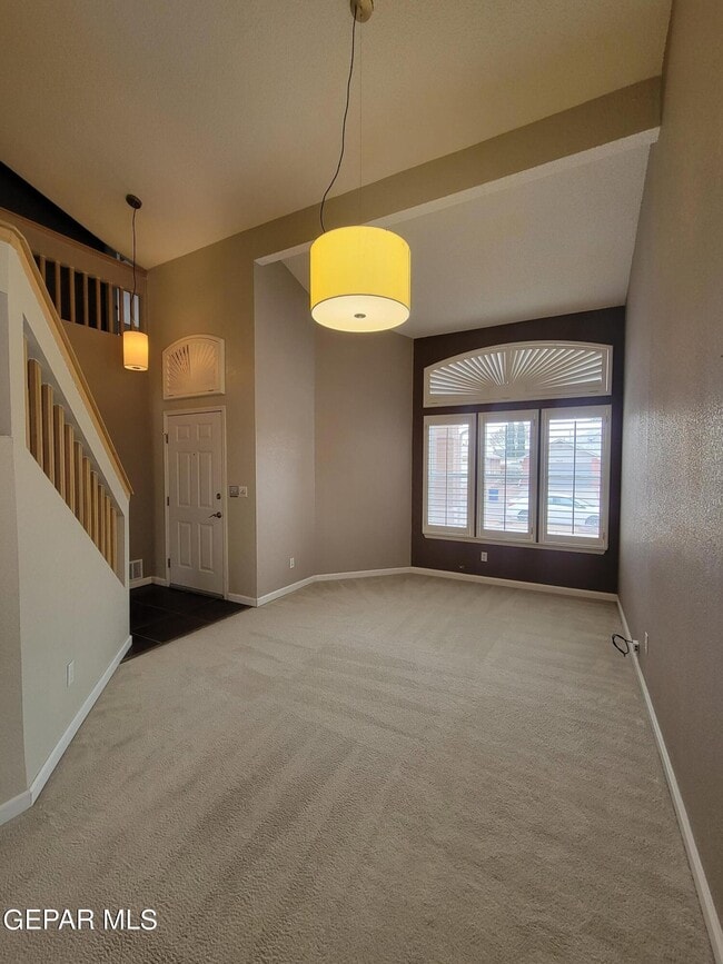 Building Photo - 7225 Tierra Taos Dr