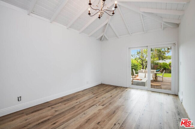 Building Photo - 3012 Bagley Ave