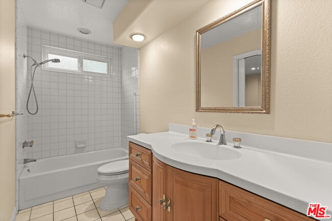 Building Photo - 5666 Silver Valley Ave