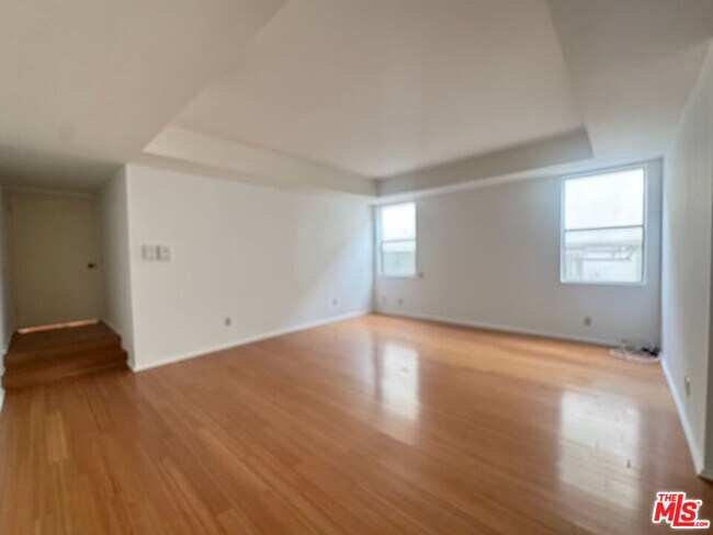 Building Photo - 1655 Selby Ave