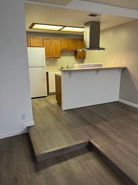 Building Photo - 4616 Kinsella Ln