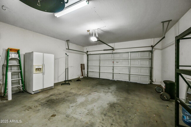 Building Photo - 7303 S 54th Dr