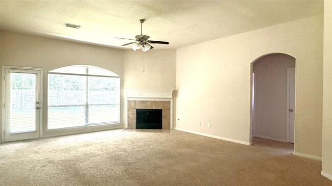 Building Photo - 21411 Venture Park Dr