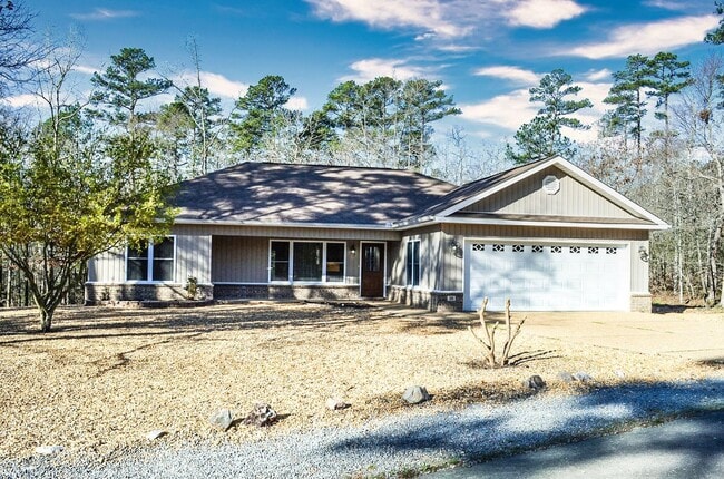 Building Photo - 16 Jubileo Ln