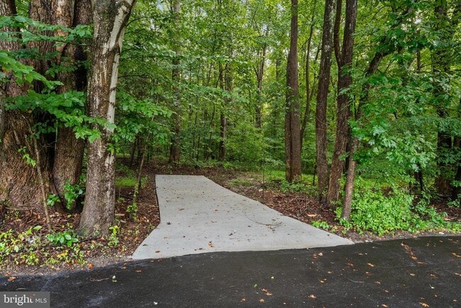 Building Photo - 7795 Penn Manor Ct