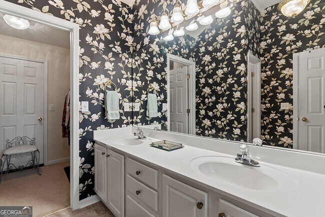 Building Photo - 643 Millrun Ct