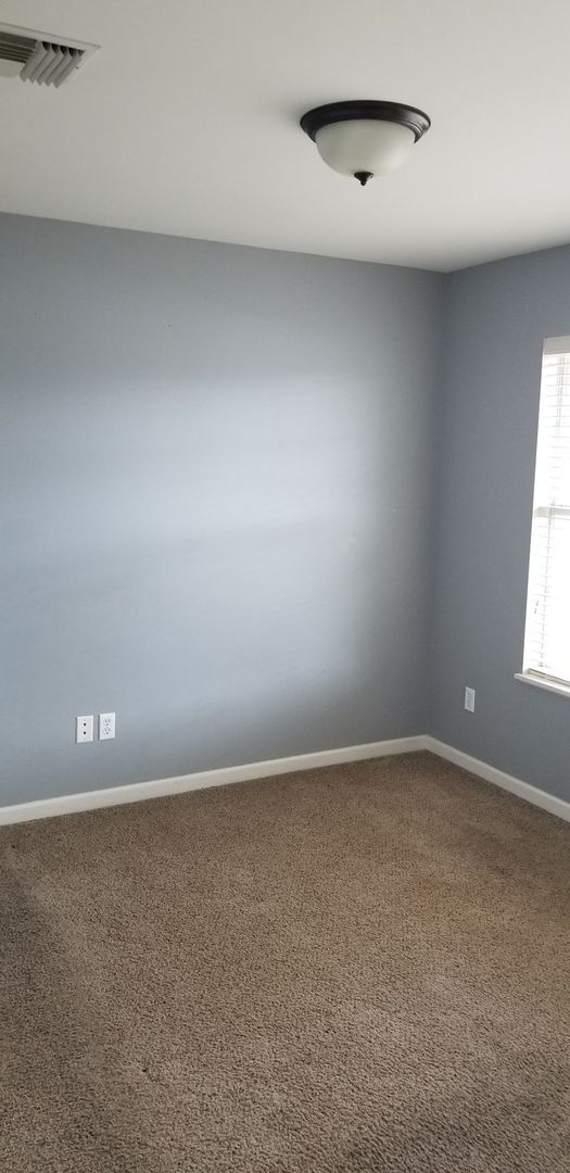 Building Photo - 125 Festival Ln