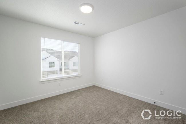 Building Photo - Brand New Townhome in Lehi Utah!