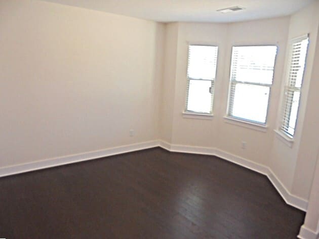 Building Photo - 1072 Adams Haven Bend