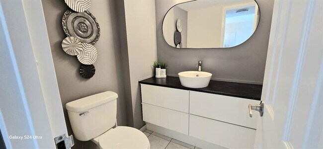 Building Photo - 1200 Hibiscus Ave