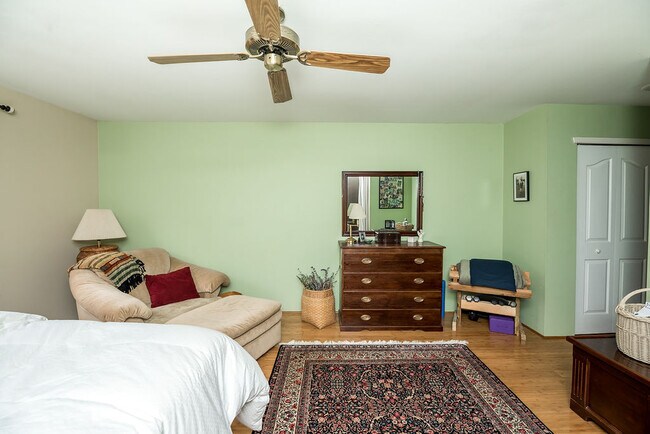 Plenty of Room - 710 Remington Ct