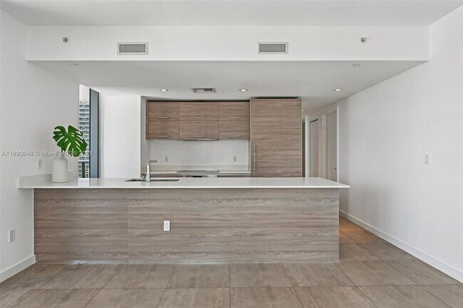 Building Photo - 1300 S Miami Ave