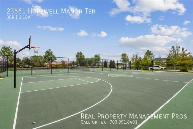 Building Photo - 23561 Hopewell Manor Terrace