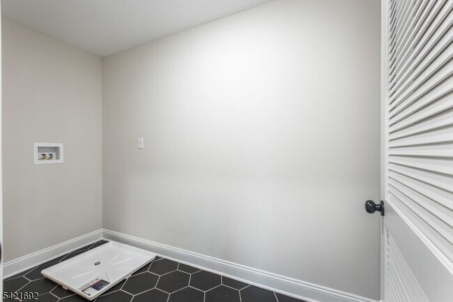 Building Photo - 455 Fulton St