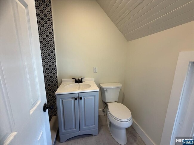 Building Photo - 183 Franklin St