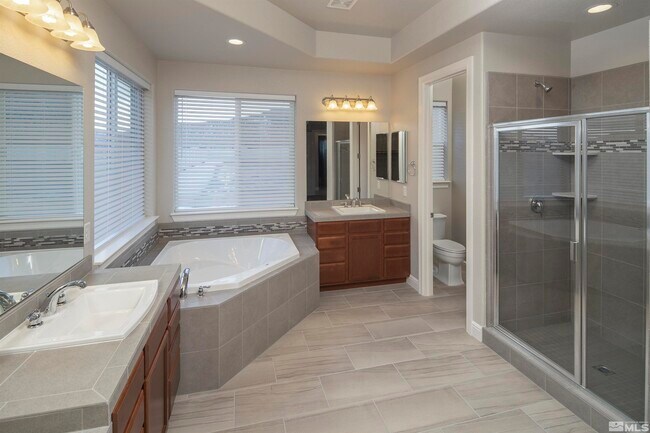 Building Photo - 11581 Anthem Dr