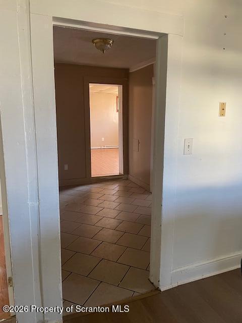 Building Photo - 210 Crane St