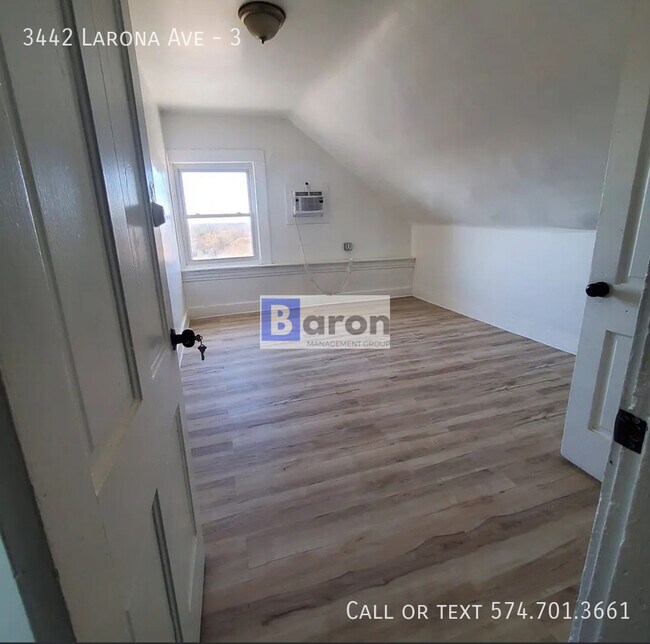 Building Photo - 3442 Larona Ave