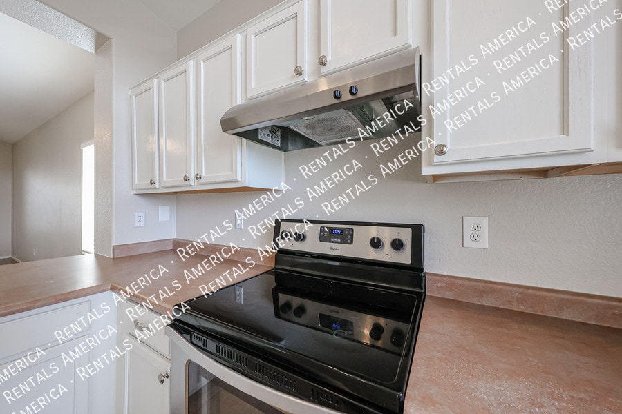 Building Photo - 3533 W Sousa Ct