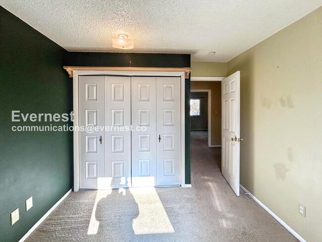 Building Photo - 3118 Squaw Valley Dr