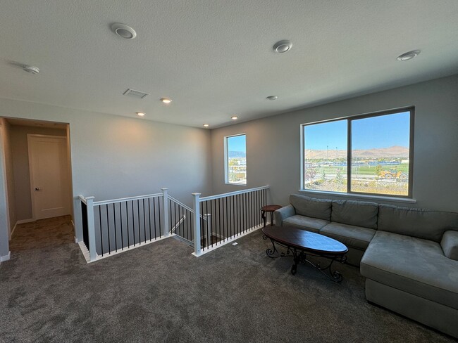 Building Photo - New Ryder Home Tons of Upgrades
