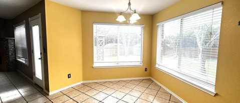 Building Photo - 3614 Windhill Loop