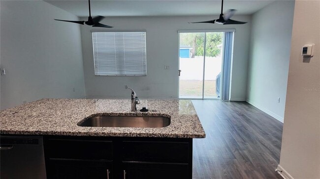 Building Photo - 2916 E 15th Ave