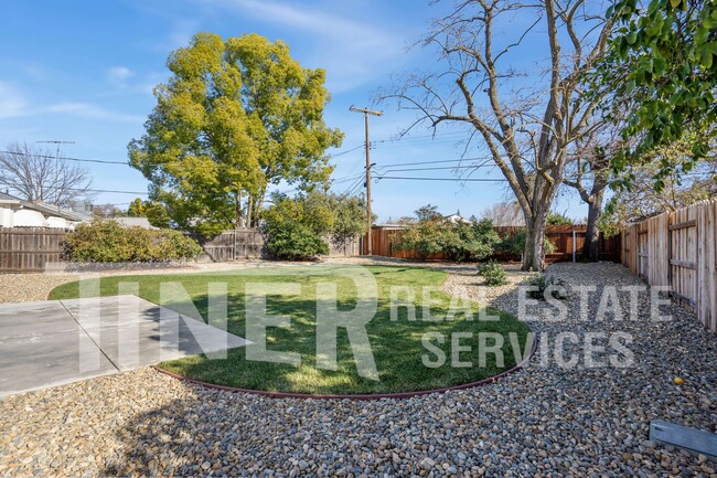 Building Photo - Beautifully Remodelled Home in Del Paso Ma...