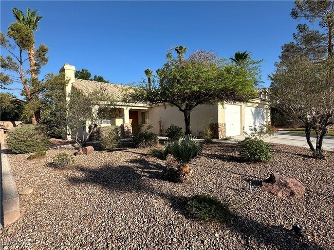 Building Photo - 2854 Cordillera Dr