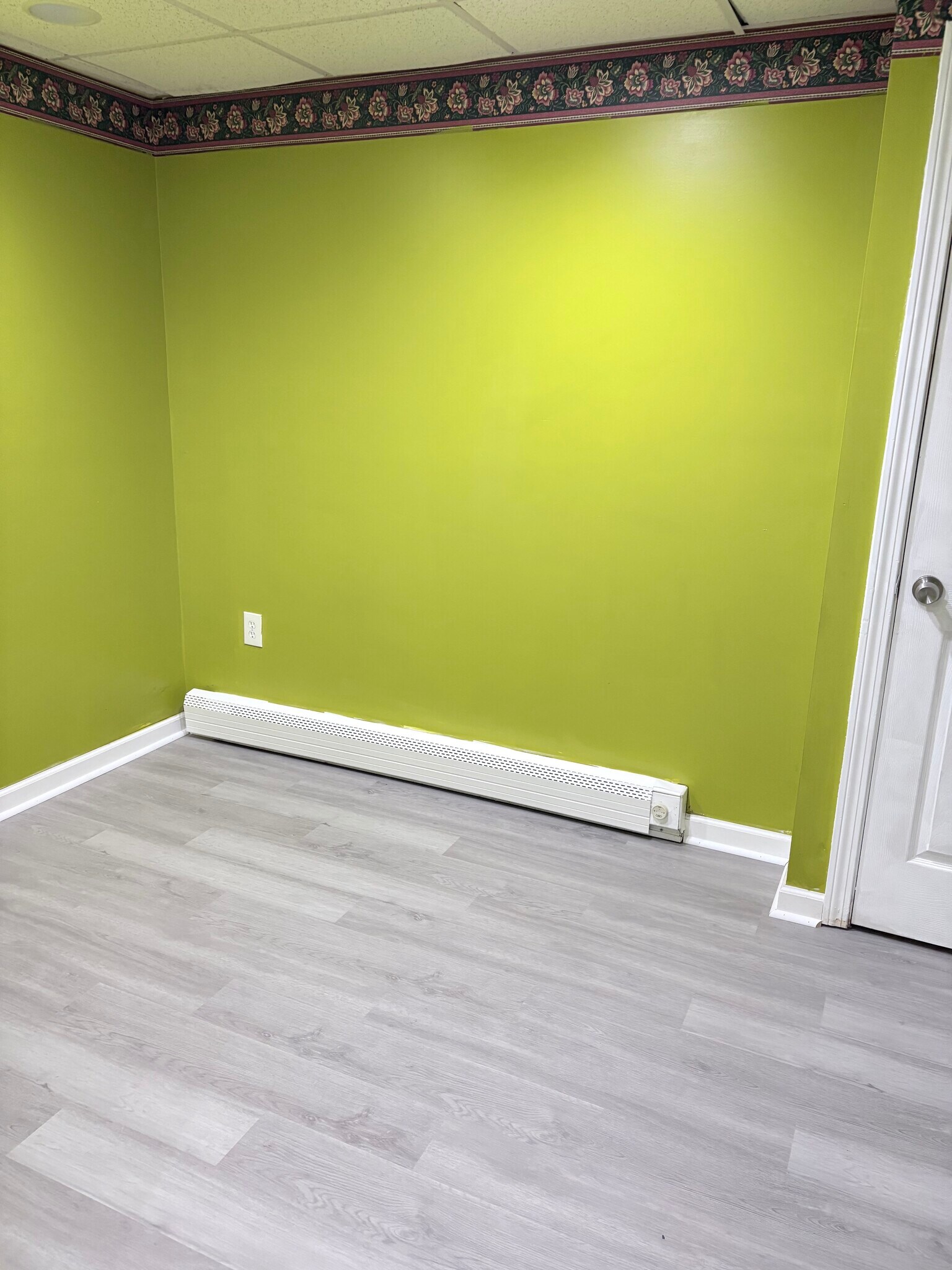 Building Photo - 50 Grand St