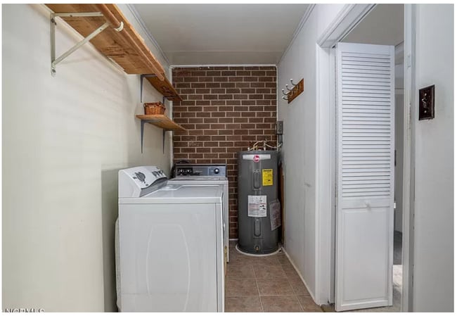 Building Photo - 3101 Amherst Rd