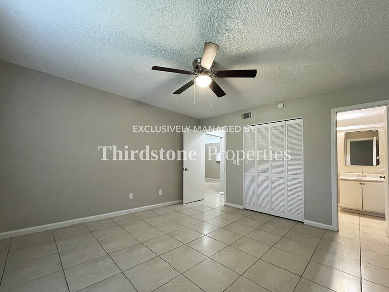 Building Photo - 5128 Indian Lakes Ct