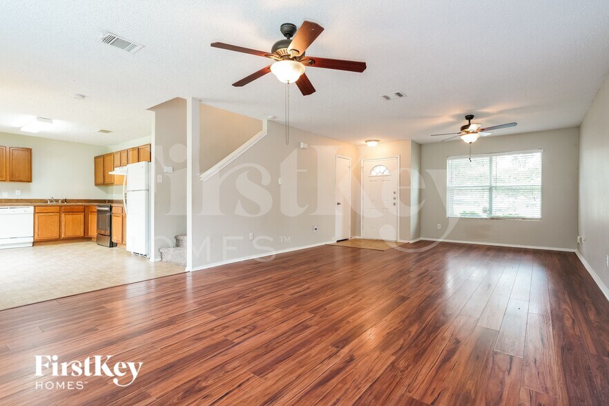 Building Photo - 3356 Mojave Dr
