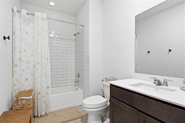 Building Photo - 807 Cormorant St