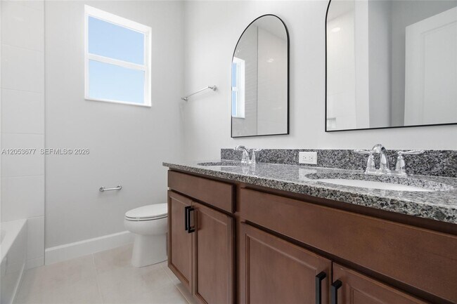 Building Photo - 13895 Spruce Pne Dr