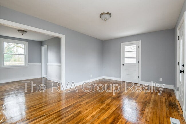 Building Photo - 6605 Horsepen Rd