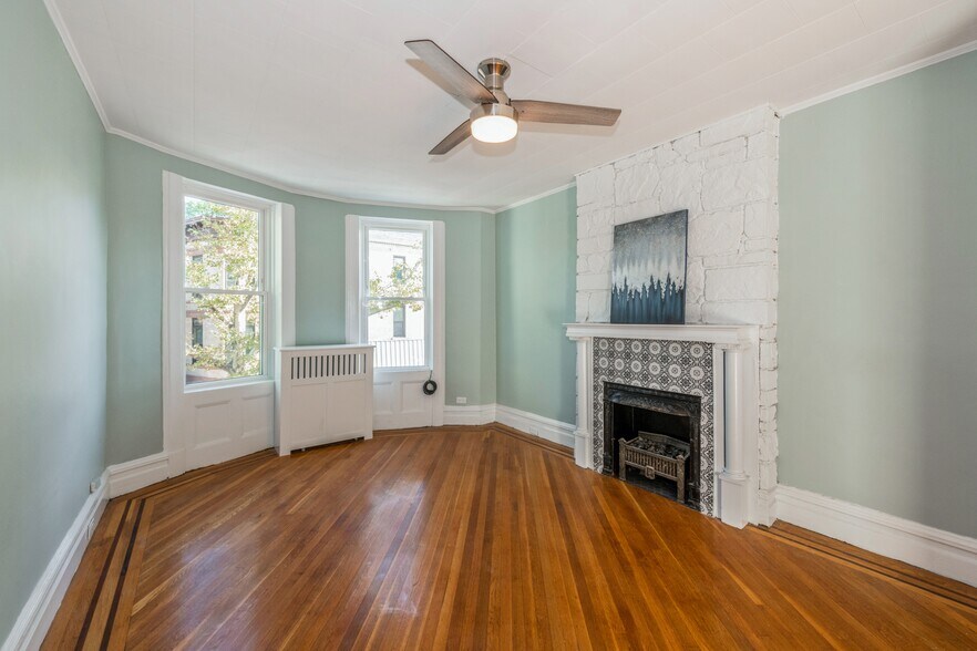 Building Photo - 274 76th St