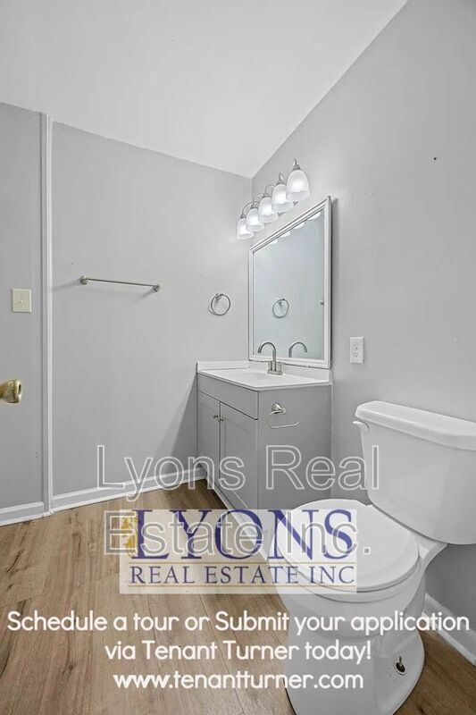 Building Photo - 2814 Kirkwood Cir